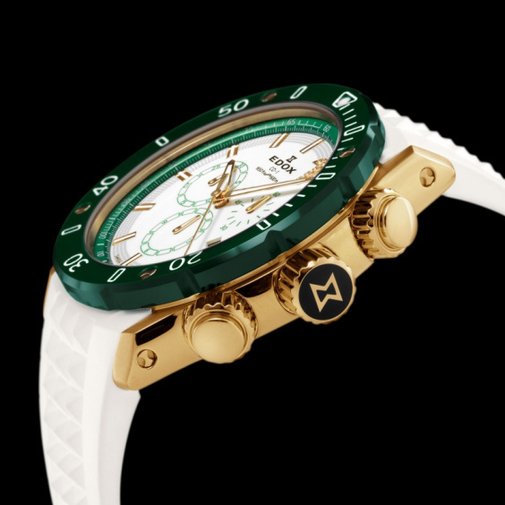 クロノオフショア1 クロノグラフ バイアピーク シートゥースカイ リミテッドエディション